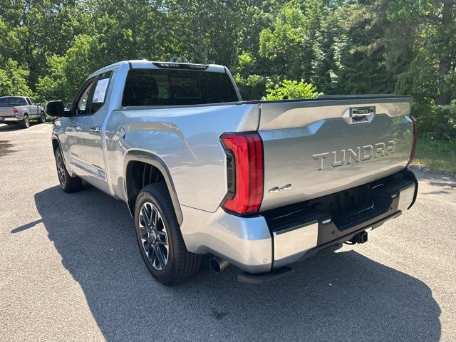 2023 Toyota Tundra Limited photo 3