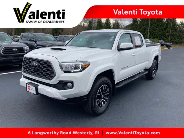 2023 Toyota Tacoma TRD Sport's photo
