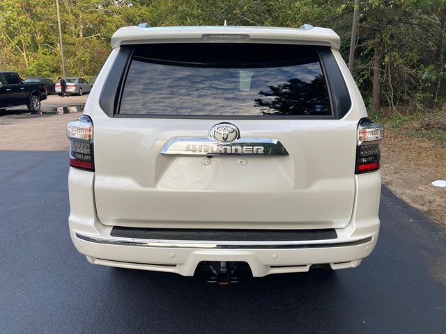 2022 Toyota 4Runner Limited photo 4