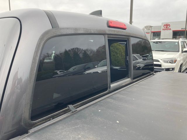 2020 Toyota Tacoma Access Cab photo 4