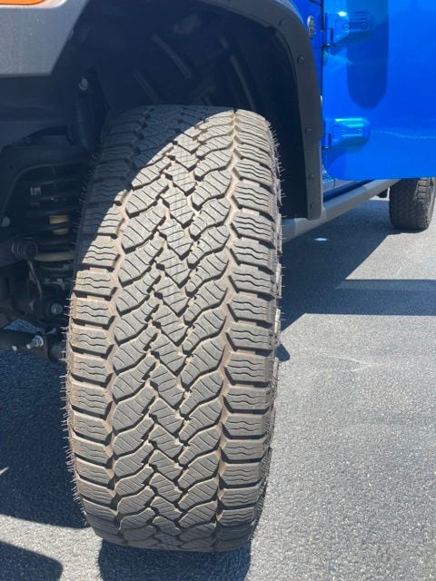2025 Jeep Gladiator Nighthawk - Photo 14