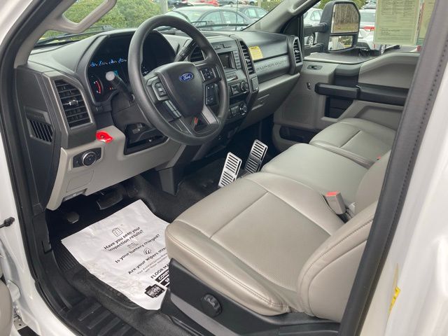 2019 Ford F-550 Super Duty Chassis Cab XL - Photo 16