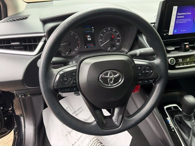 2025 Toyota Corolla LE - Photo 19