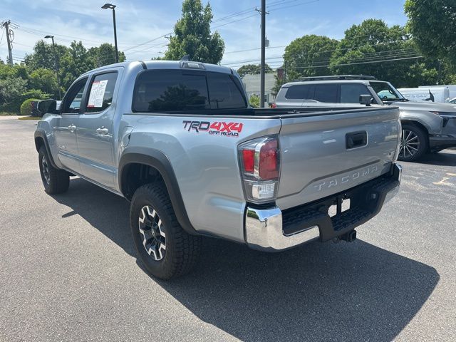 2023 Toyota Tacoma TRD photo 3