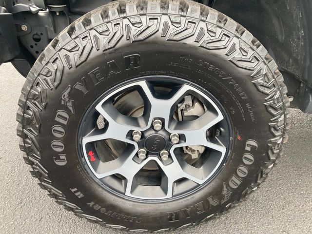 2023 Jeep Wrangler 2-Door Rubicon - Photo 13