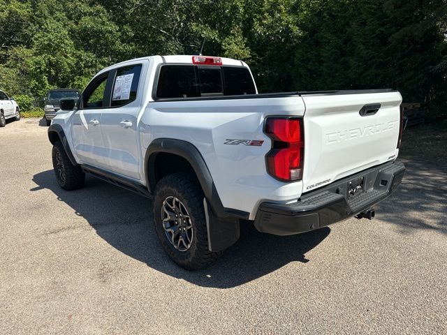 2024 Chevrolet Colorado ZR2 photo 3