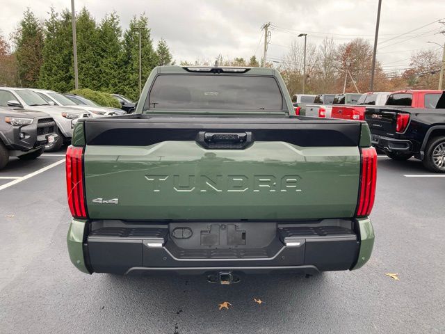 2023 Toyota Tundra SR5 CrewMax photo 4