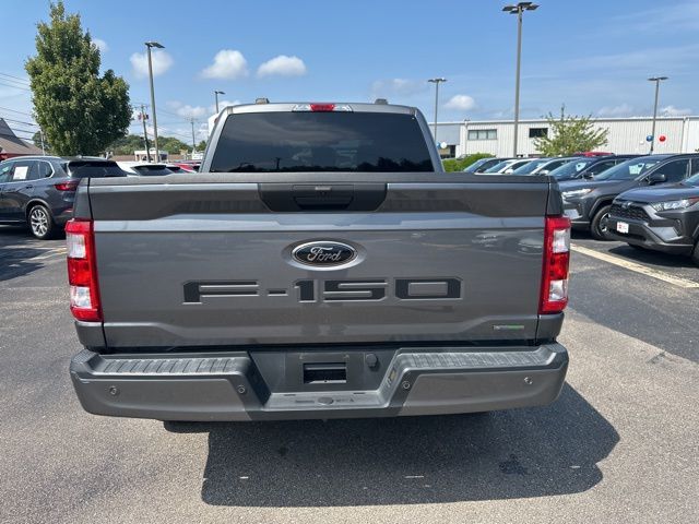 2022 Ford F-150 STX photo 4