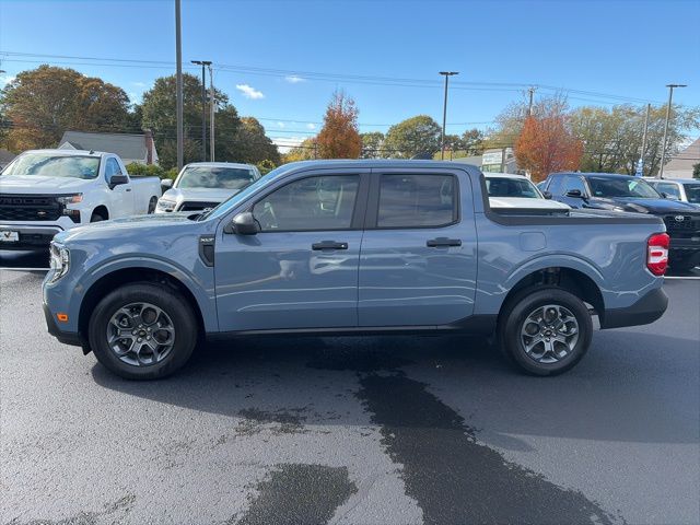 2025 Ford Maverick XLT photo 2