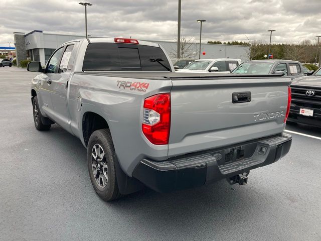 2018 Toyota Tundra SR5 photo 3