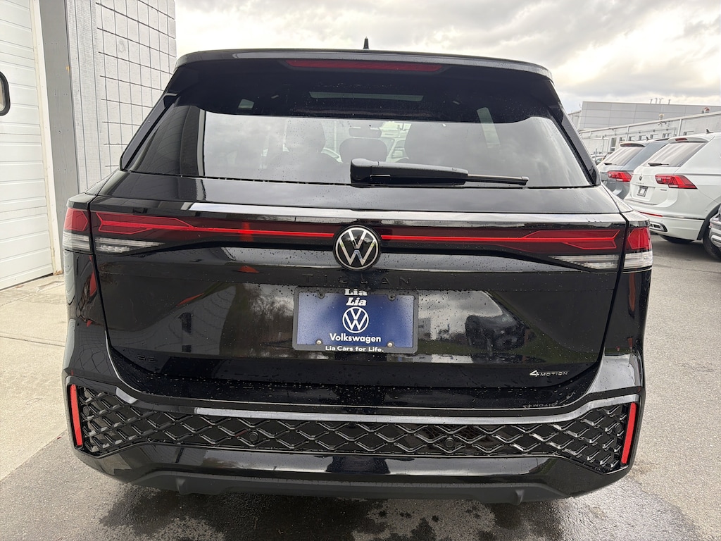 New 2026 Volkswagen Tiguan SE R-Line Black SE R-Line Black 4MOTION