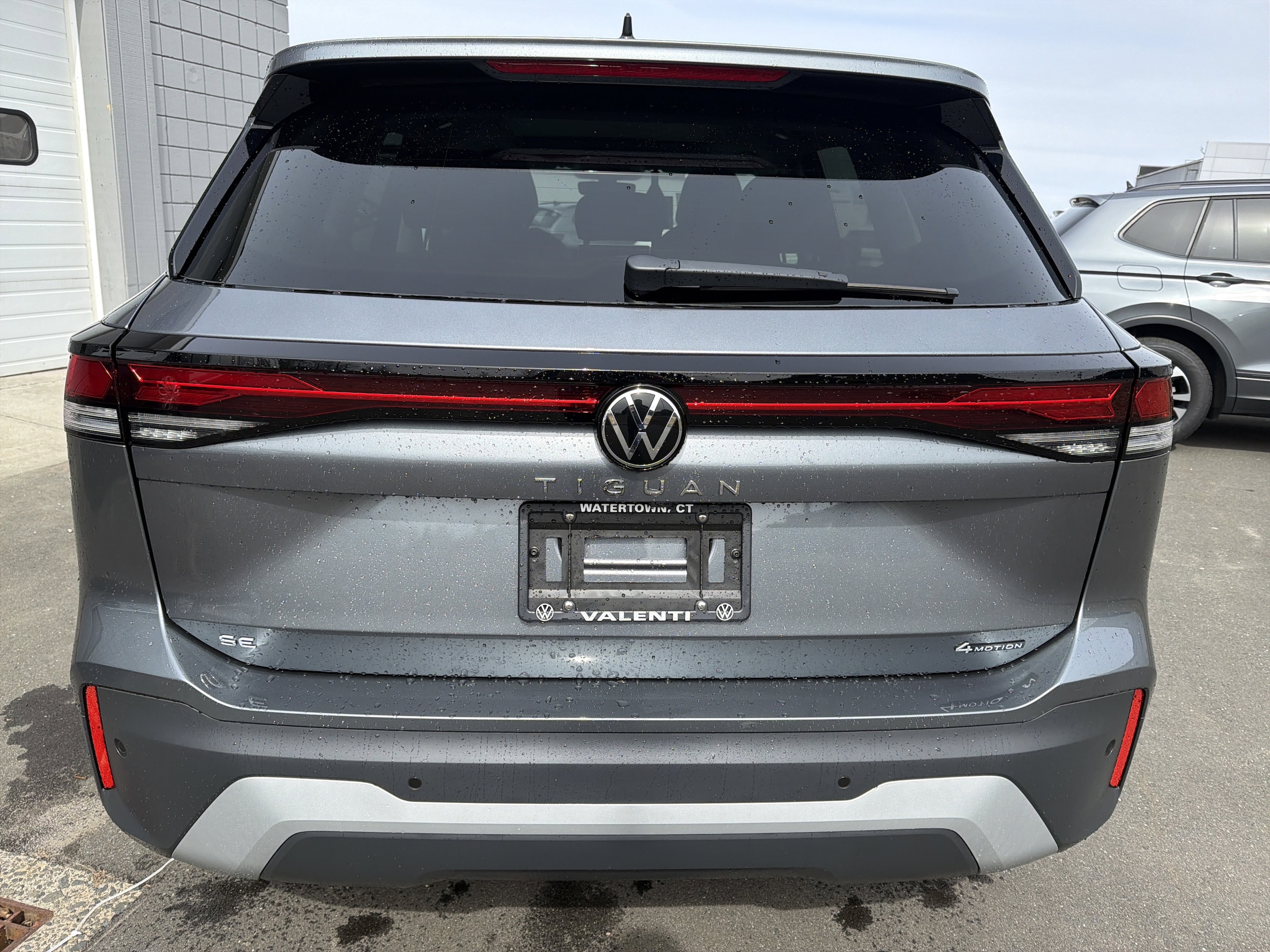 2026 Volkswagen Tiguan SE - Photo 13