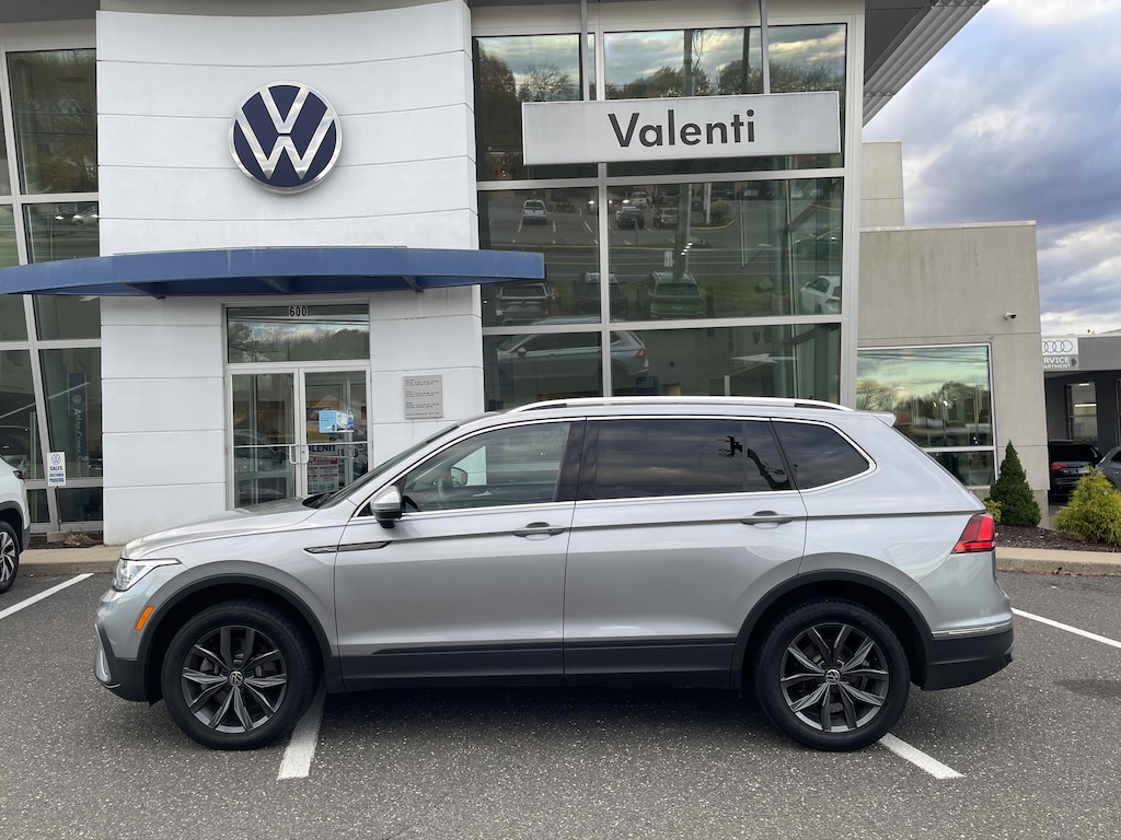 Certified 2022 Volkswagen Tiguan SE SUV
