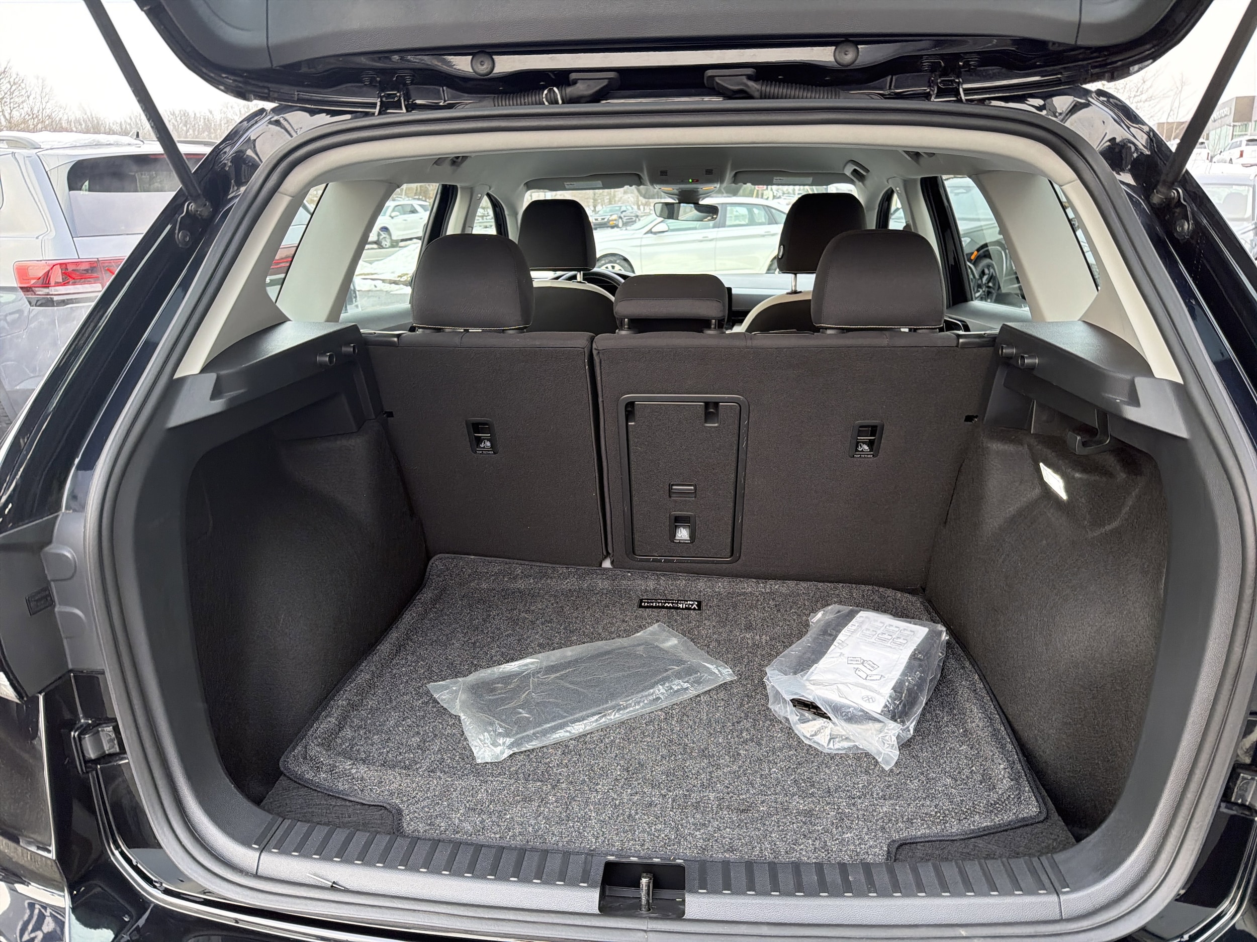 2025 Volkswagen Taos S - Photo 16