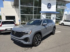 2026 Volkswagen Atlas Cross Sport 2.0T SEL Premium R-Line 2.0T SEL Premium R-Line 4MOTION