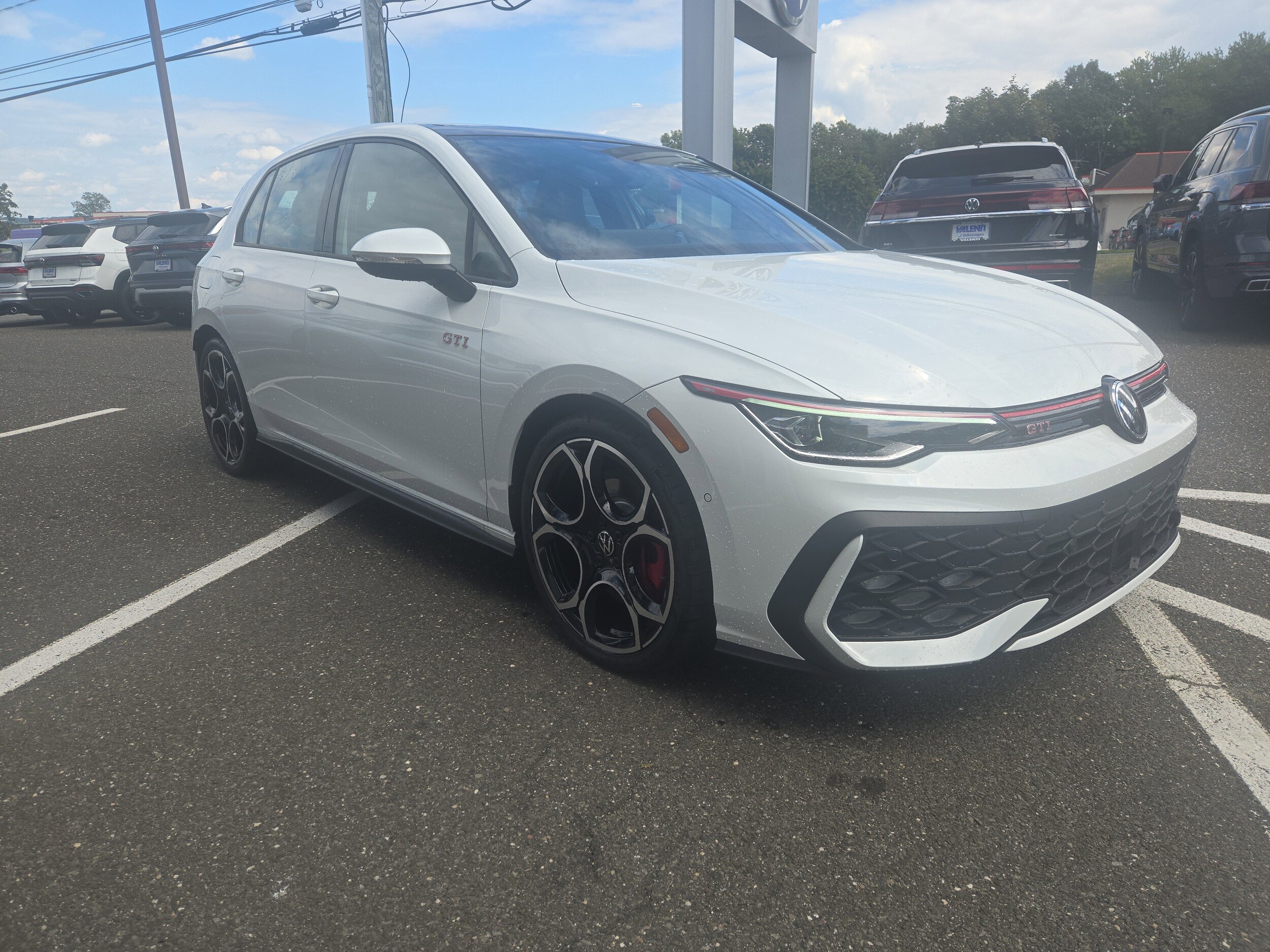 2025 Volkswagen Golf GTI Autobahn photo 2