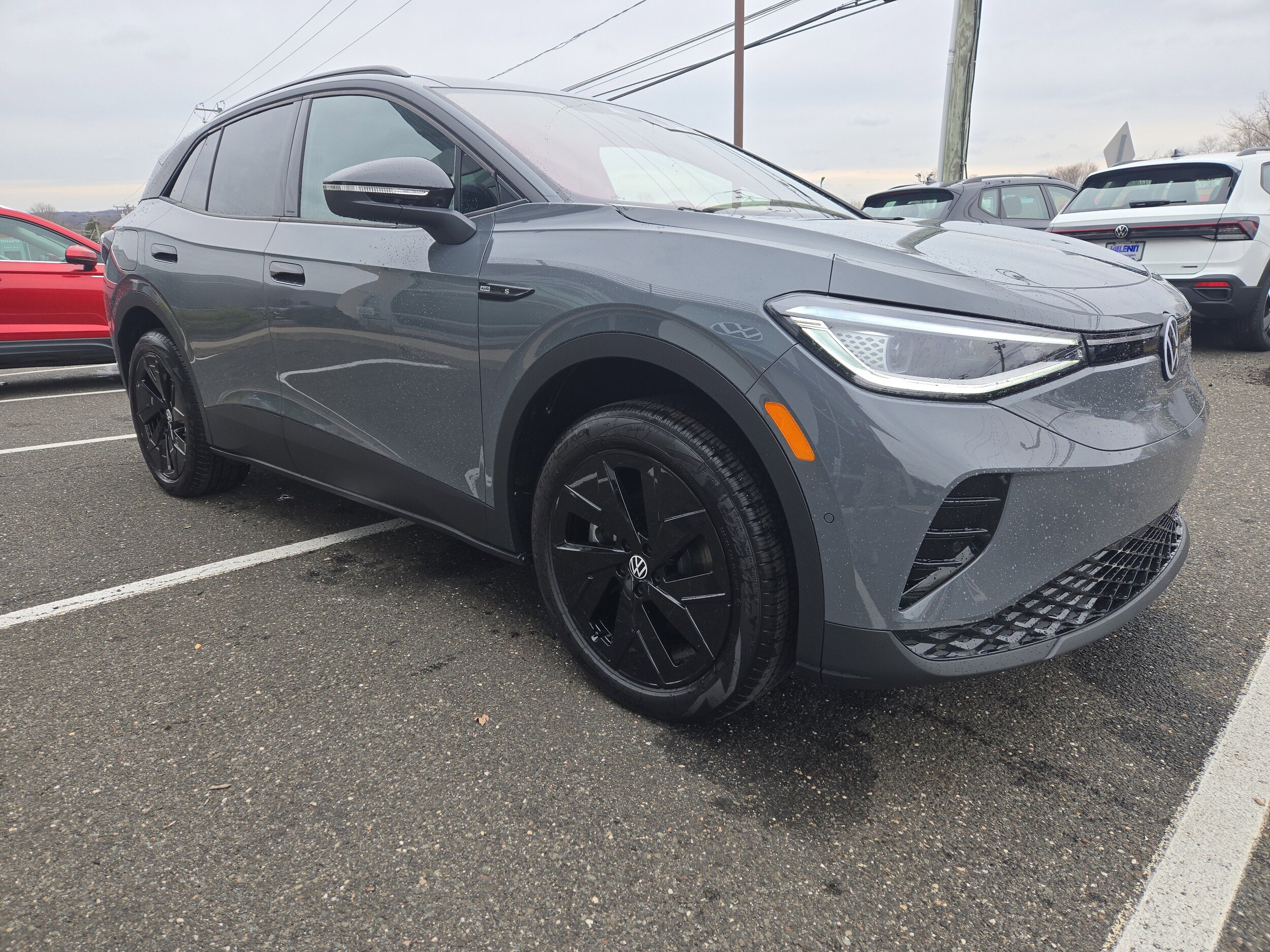 2025 Volkswagen ID.4 Pro S photo 2