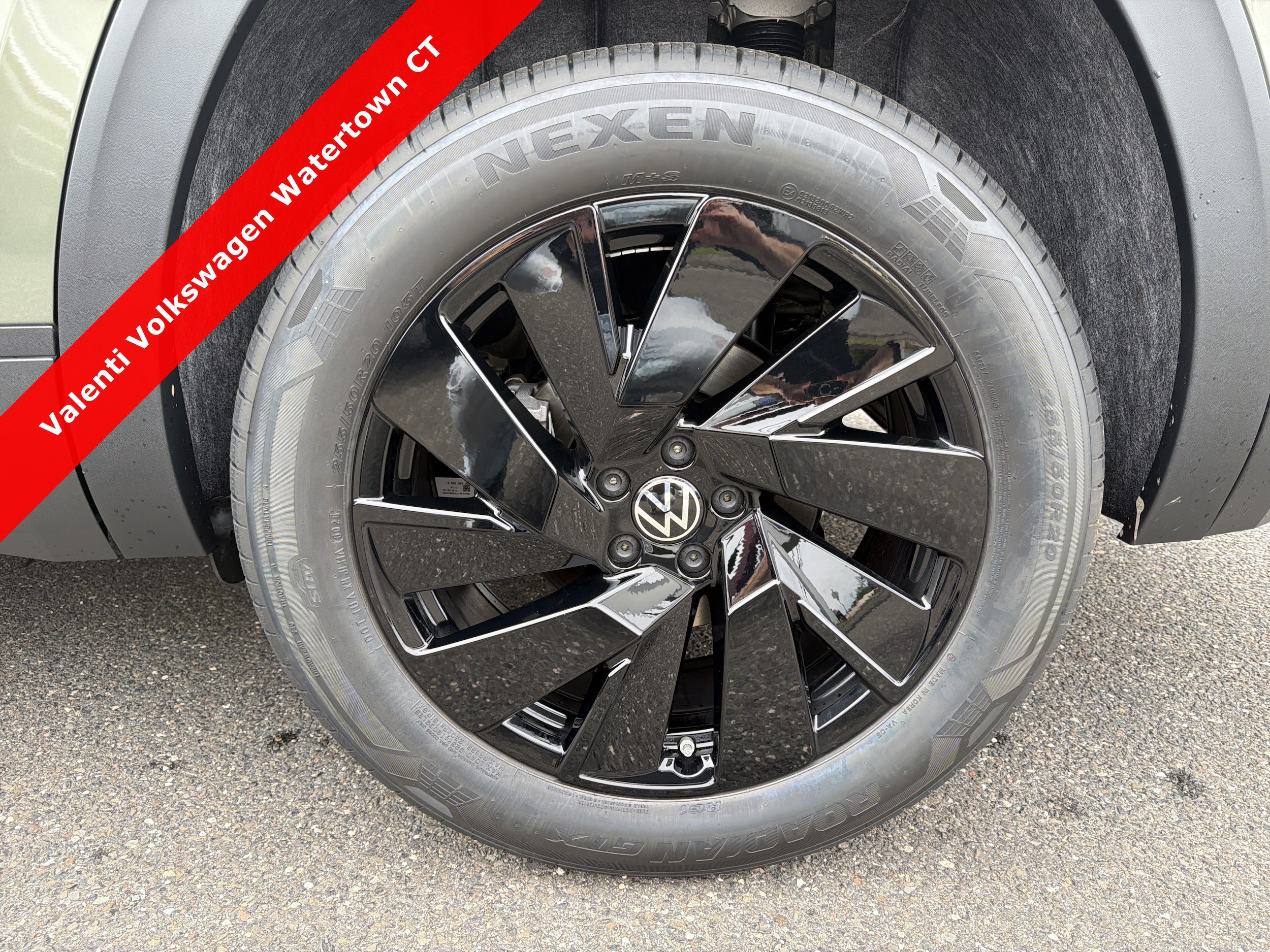 2026 Volkswagen Atlas SE w/Tech - Photo 19