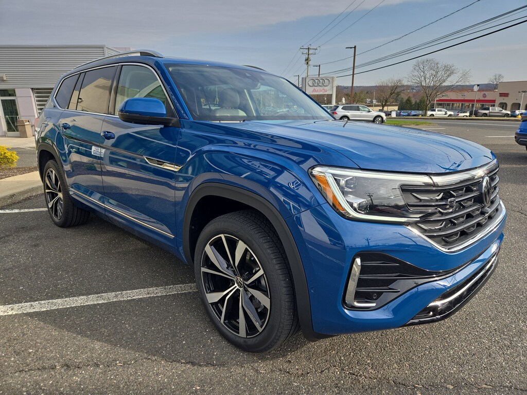 New 2025 Volkswagen Atlas 2.0T SEL Premium R-Line 2.0T SEL Premium R-Line 4MOTION