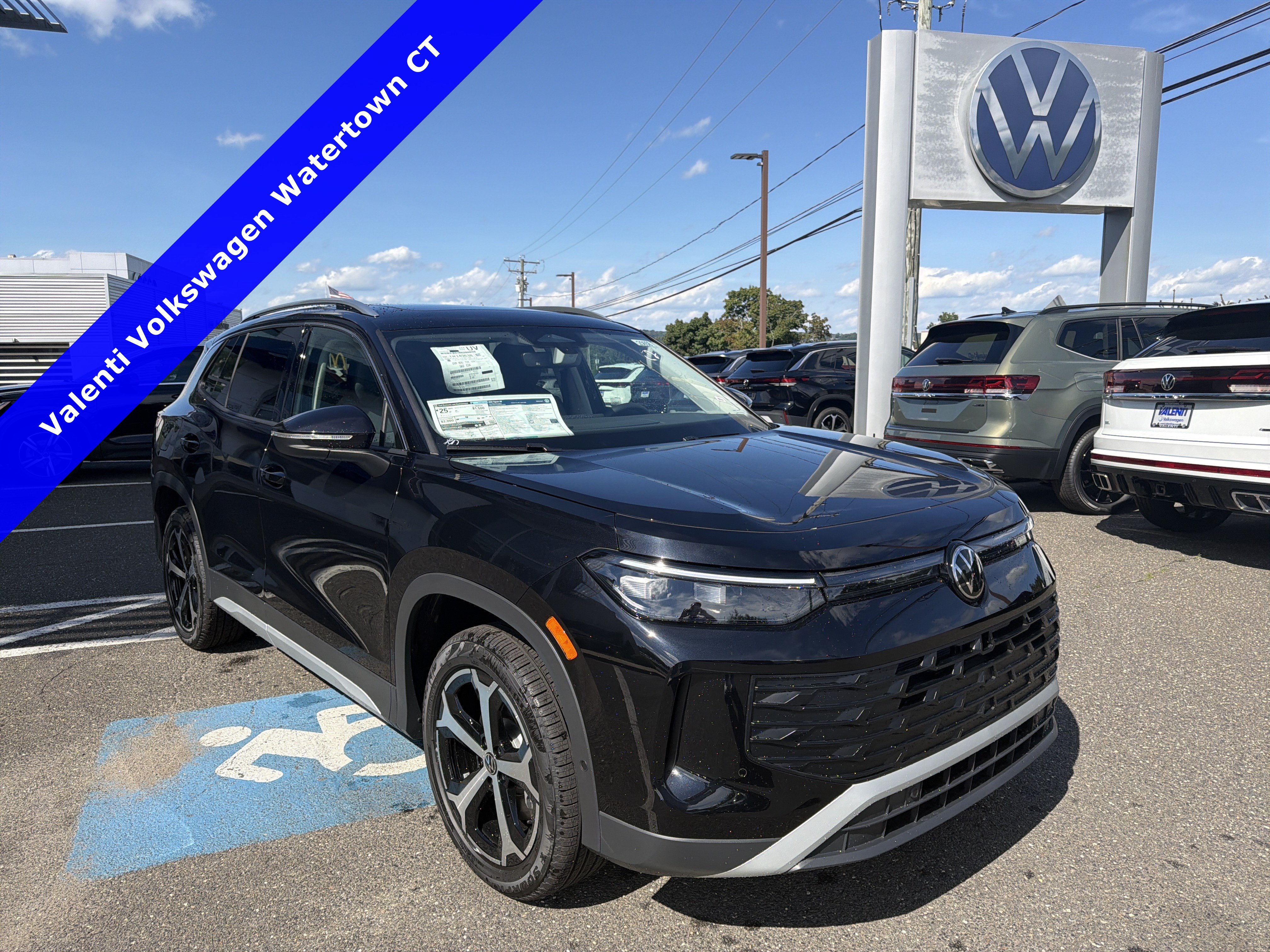 New 2026 Volkswagen Tiguan SE SE 4MOTION