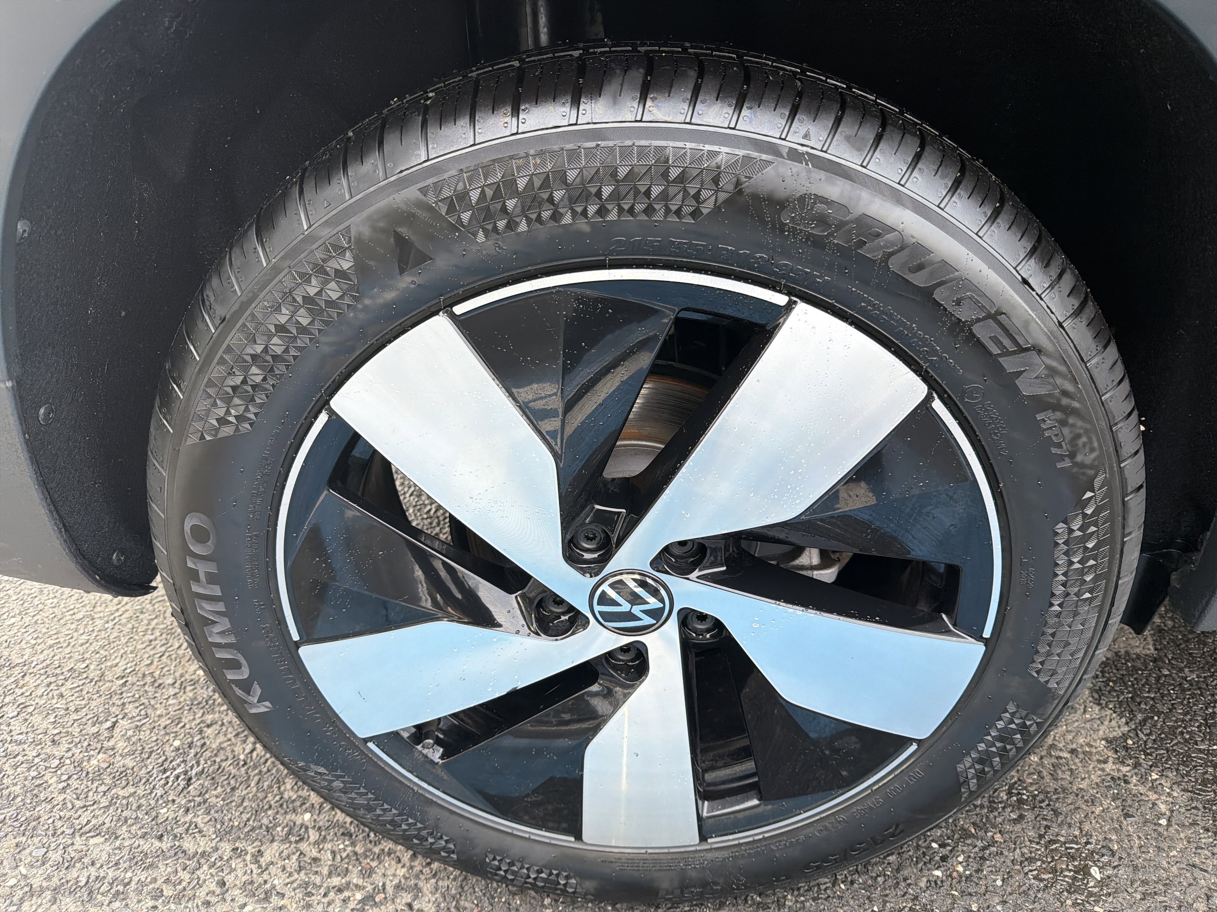 2025 Volkswagen Taos S - Photo 22