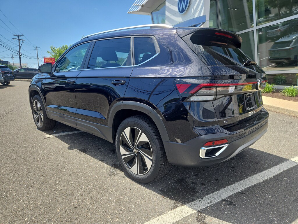 Certified 2025 Volkswagen Taos SE SUV