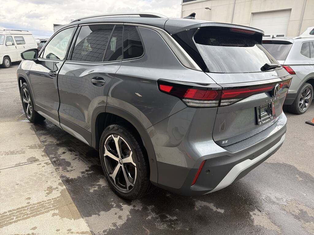 New 2026 Volkswagen Tiguan SE SE 4MOTION