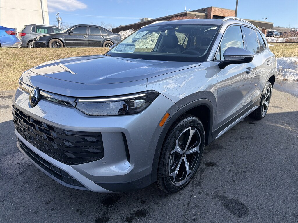 New 2026 Volkswagen Tiguan SE SE 4MOTION