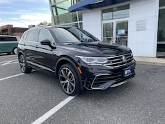 2022 Volkswagen Tiguan SEL R-LINE SUV