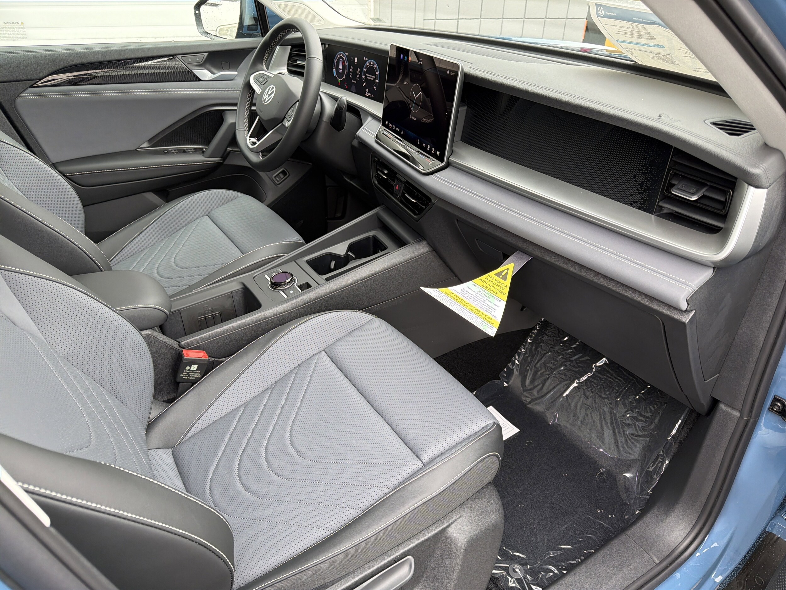 2026 Volkswagen Tiguan SE - Photo 15