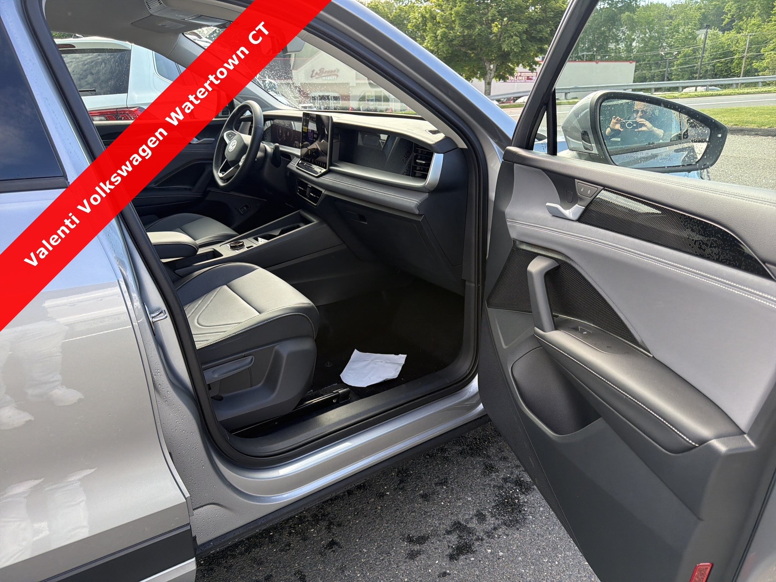 2026 Volkswagen Tiguan SE - Photo 33
