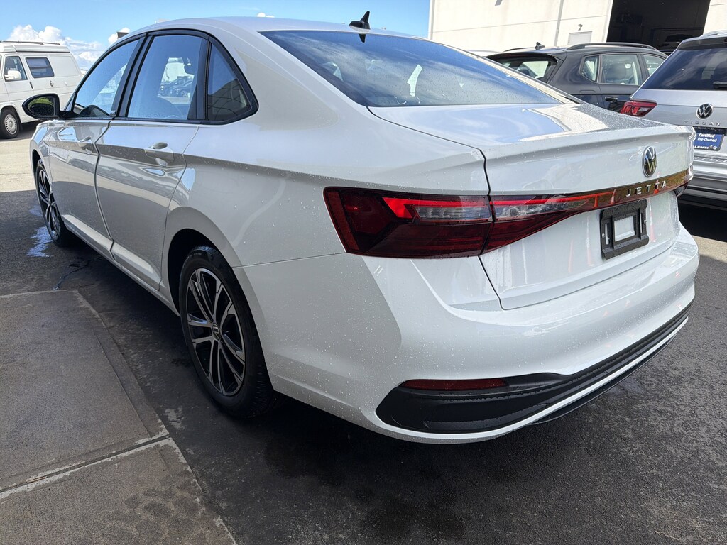 New 2026 Volkswagen Jetta Sport Sport Auto