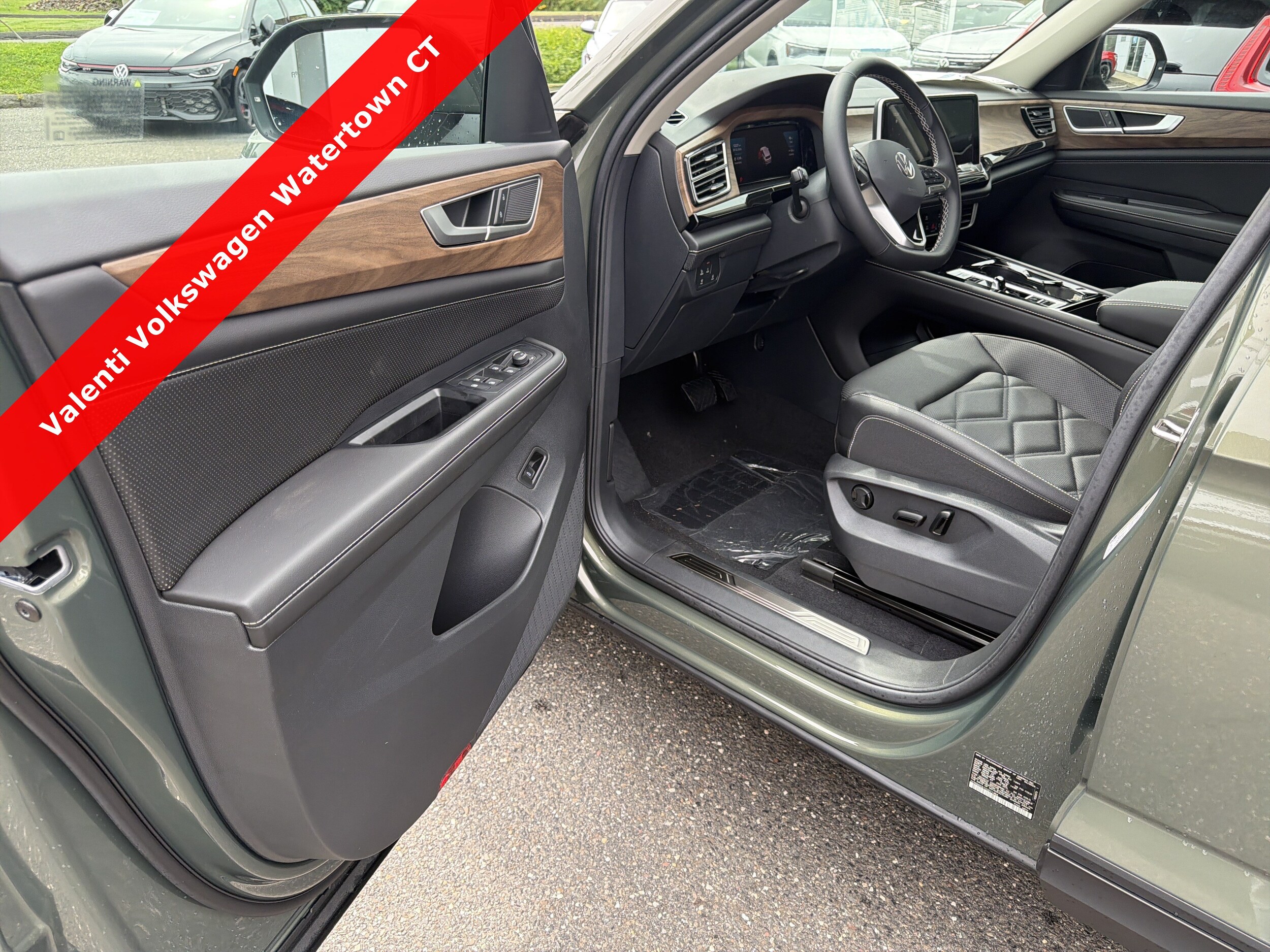 2026 Volkswagen Atlas SE w/Tech - Photo 8