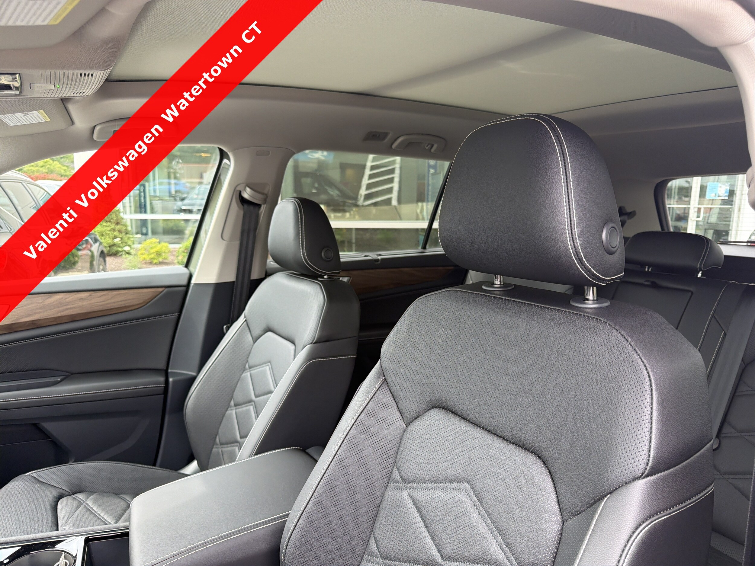 2026 Volkswagen Atlas SE w/Tech - Photo 10