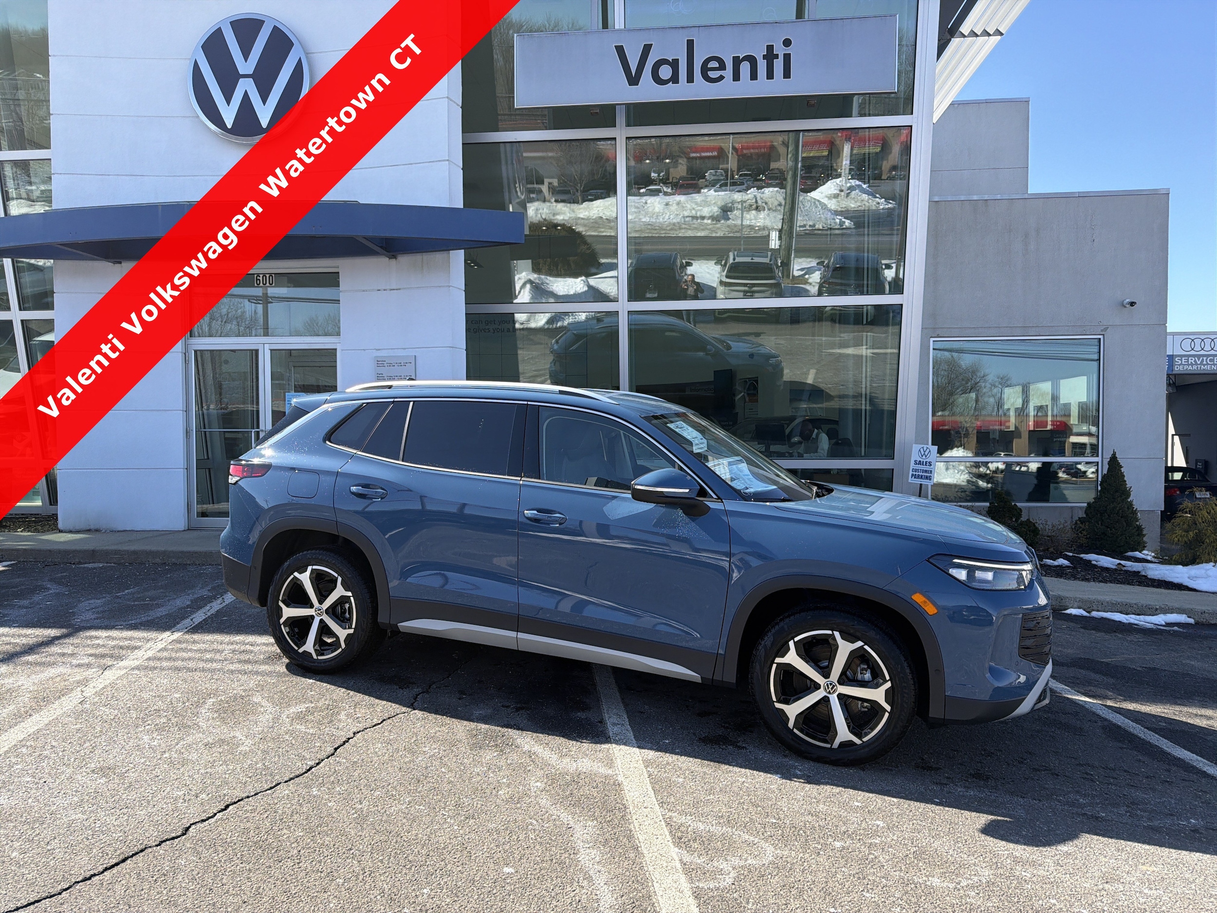 2026 Volkswagen Tiguan SE - Photo 6