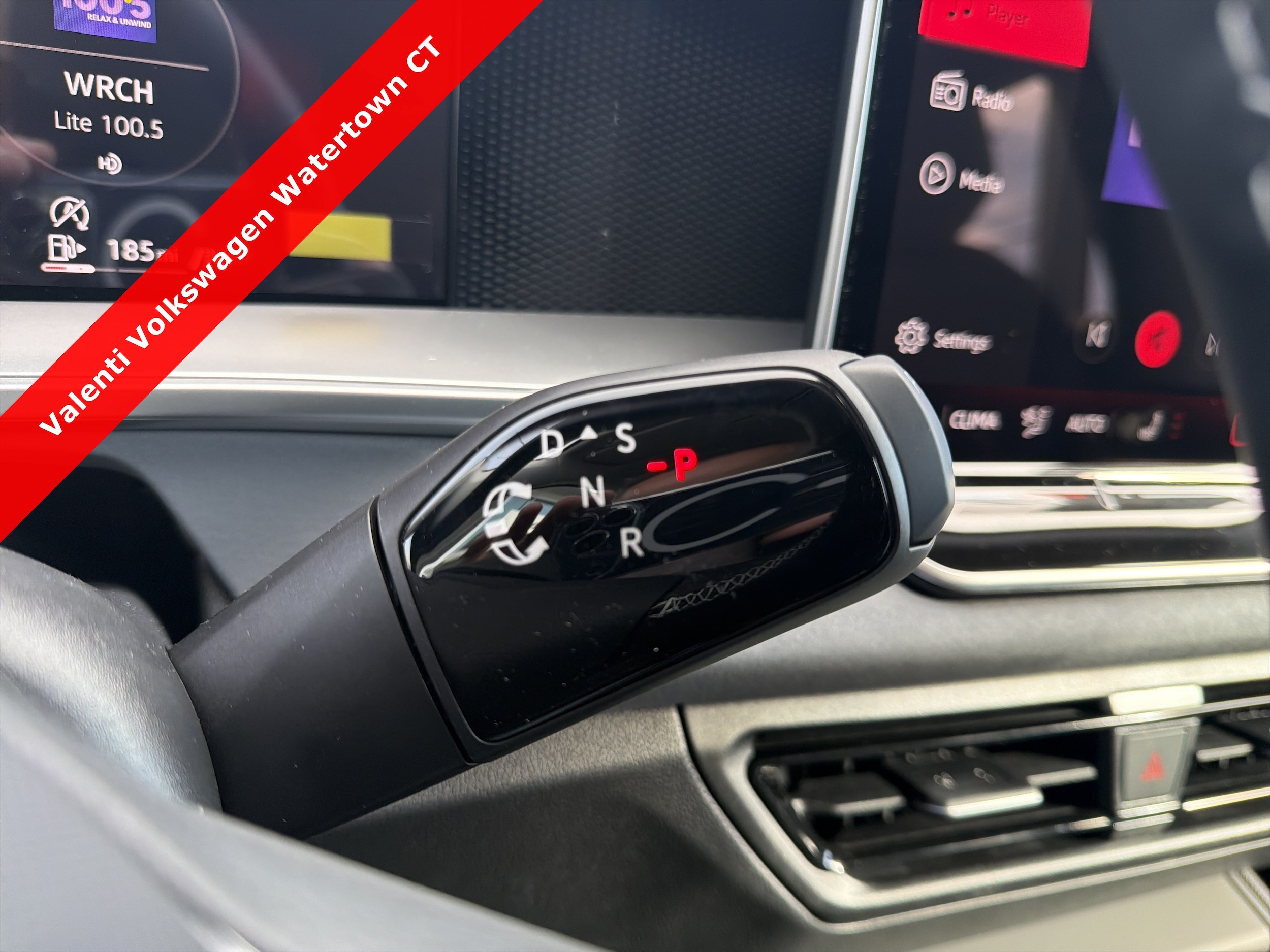2026 Volkswagen Tiguan SE - Photo 30