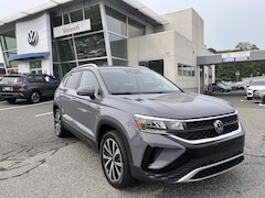 2023 Volkswagen Taos SE SUV