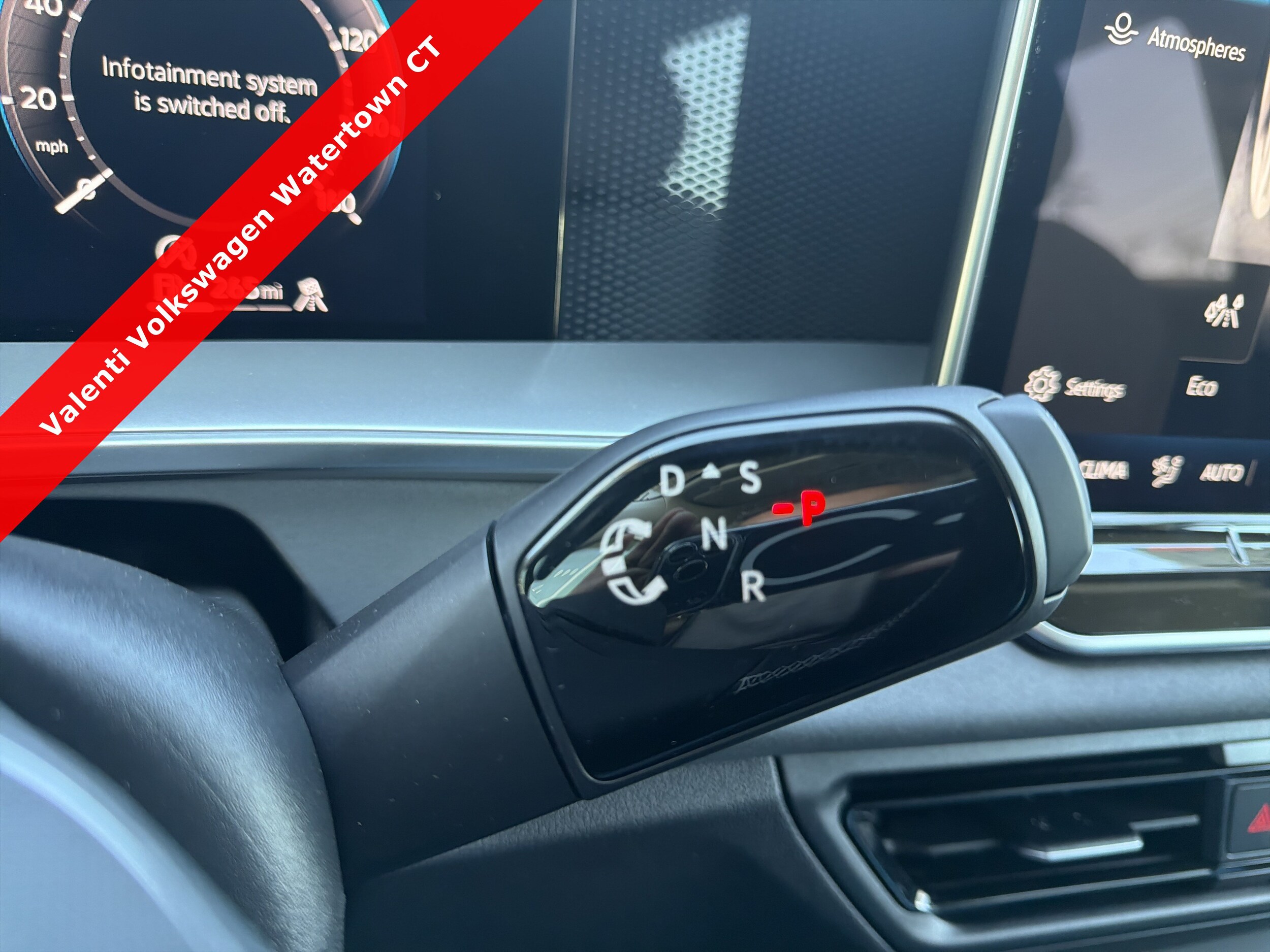 2026 Volkswagen Tiguan SE - Photo 24