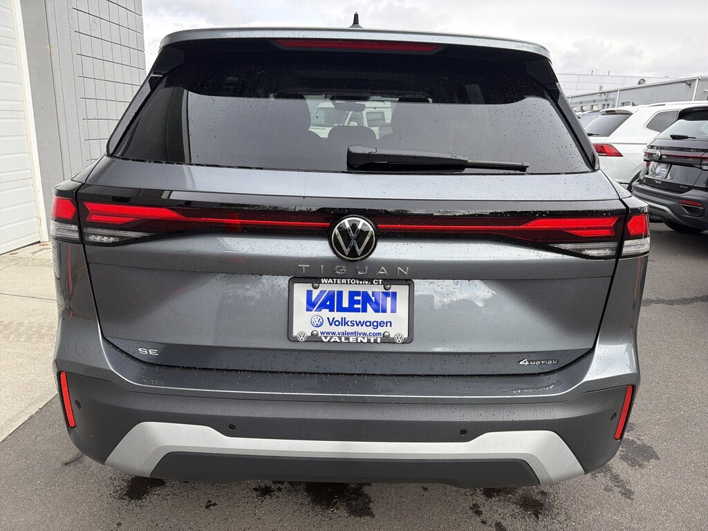 New 2026 Volkswagen Tiguan SE SE 4MOTION