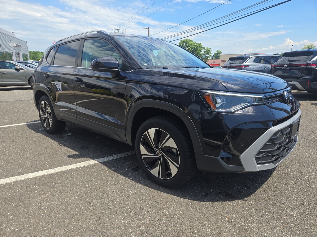 Certified 2025 Volkswagen Taos SE SUV