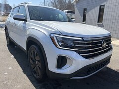 2026 Volkswagen Atlas 2.0T SE w/Technology 2.0T SE w/Technology 4MOTION