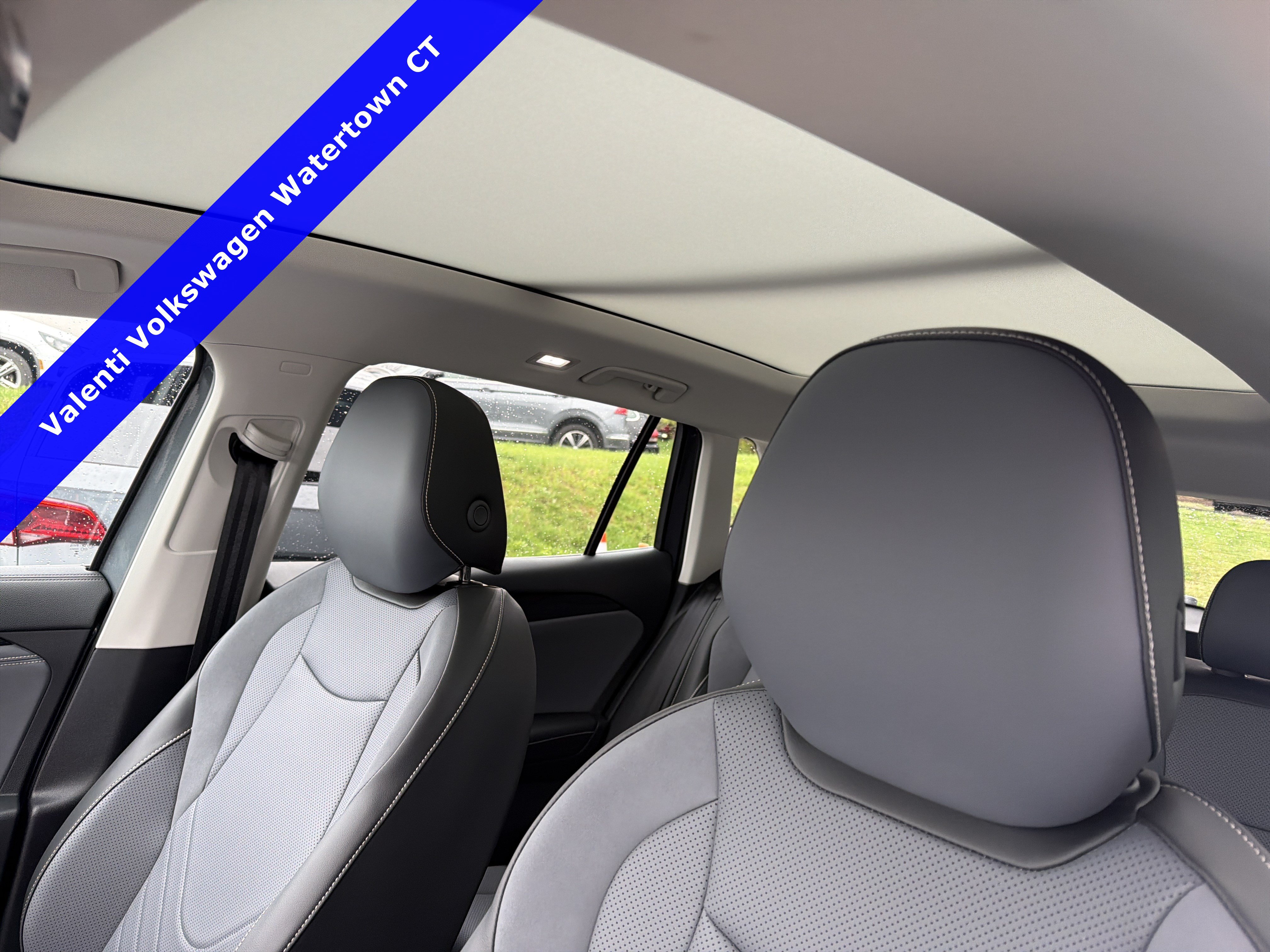 2026 Volkswagen Tiguan SE - Photo 16