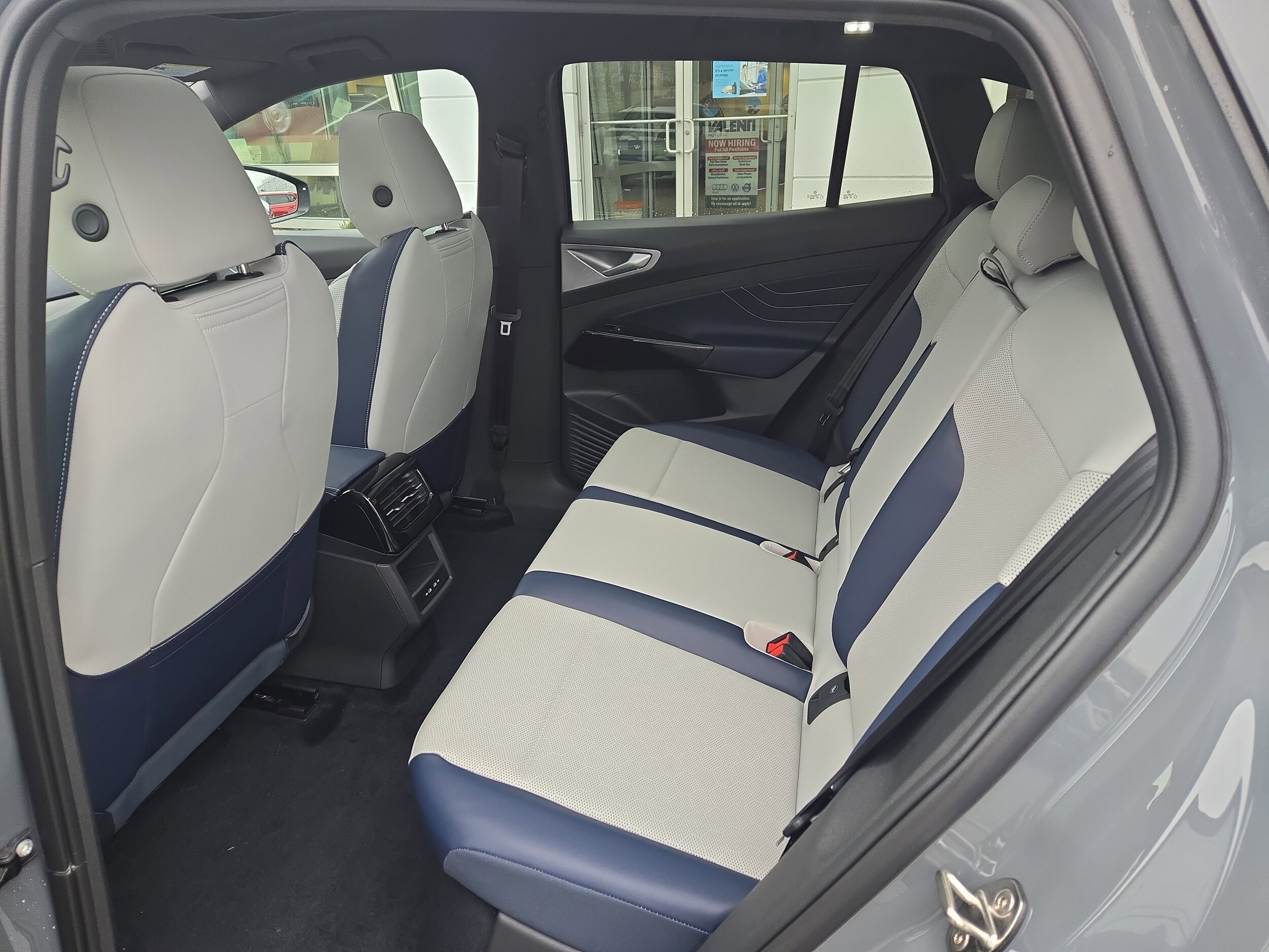 2025 Volkswagen ID.4 PRO S - Photo 7
