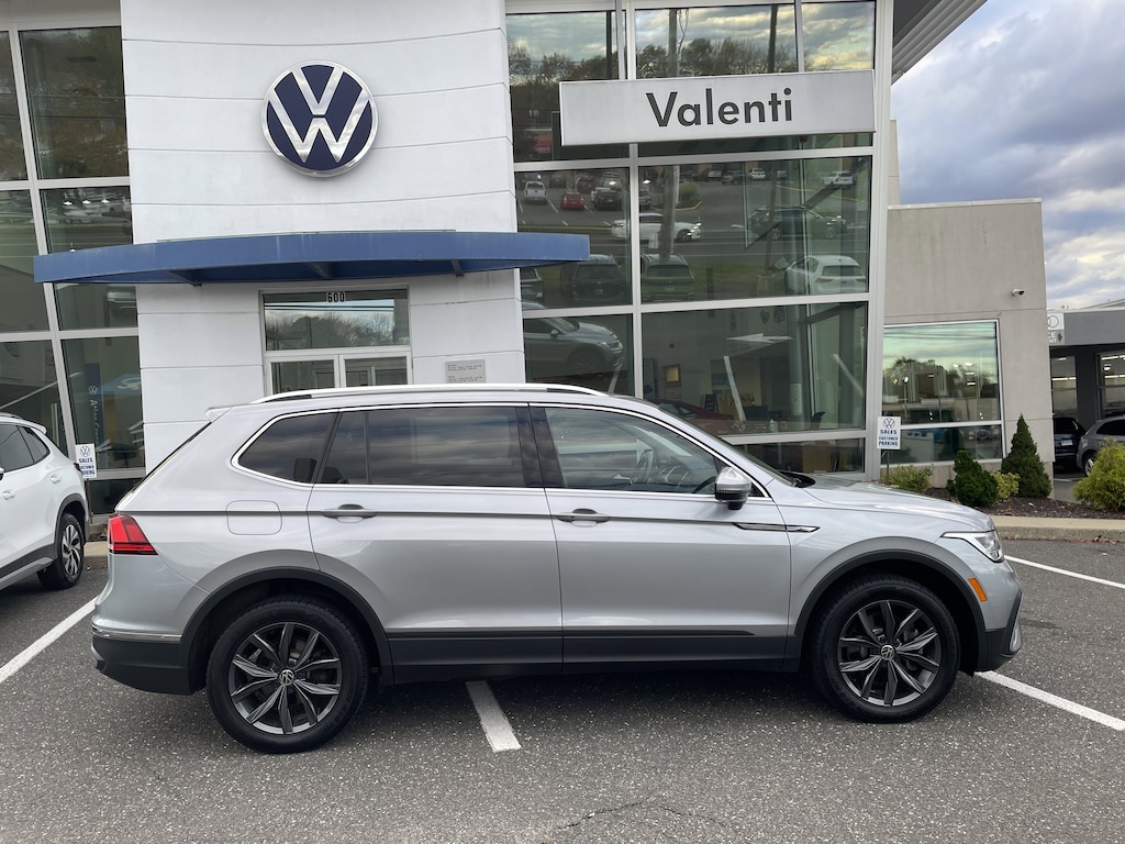 Certified 2022 Volkswagen Tiguan SE SUV