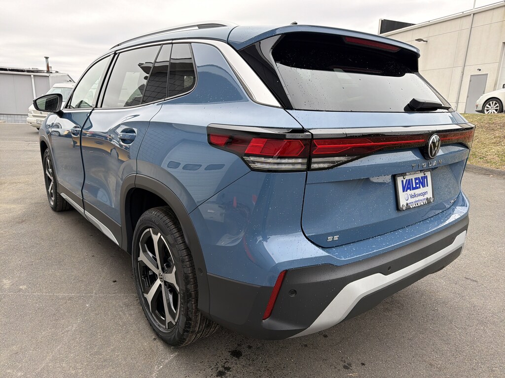 New 2026 Volkswagen Tiguan SE SE 4MOTION