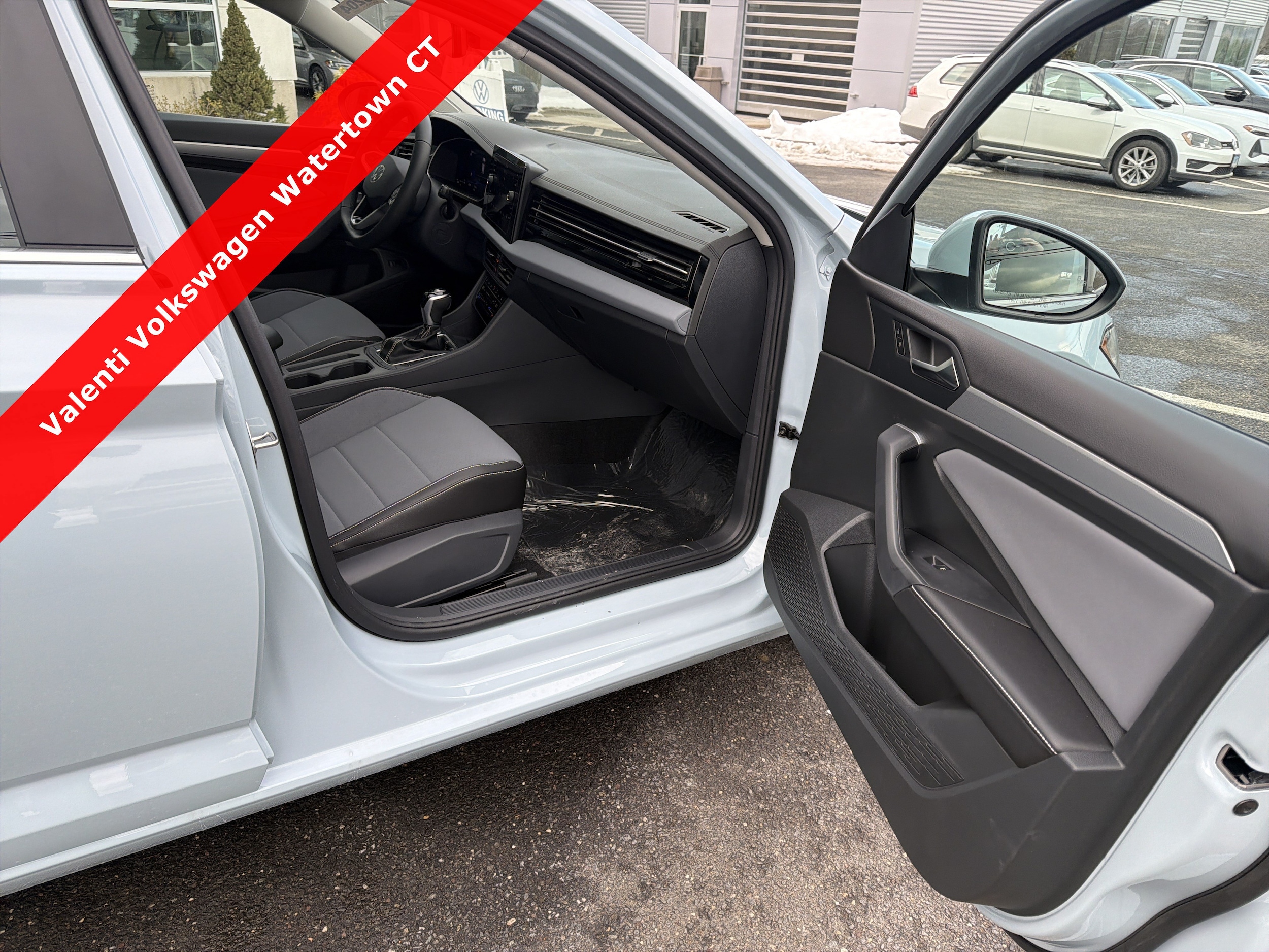 2026 Volkswagen Jetta SE - Photo 18