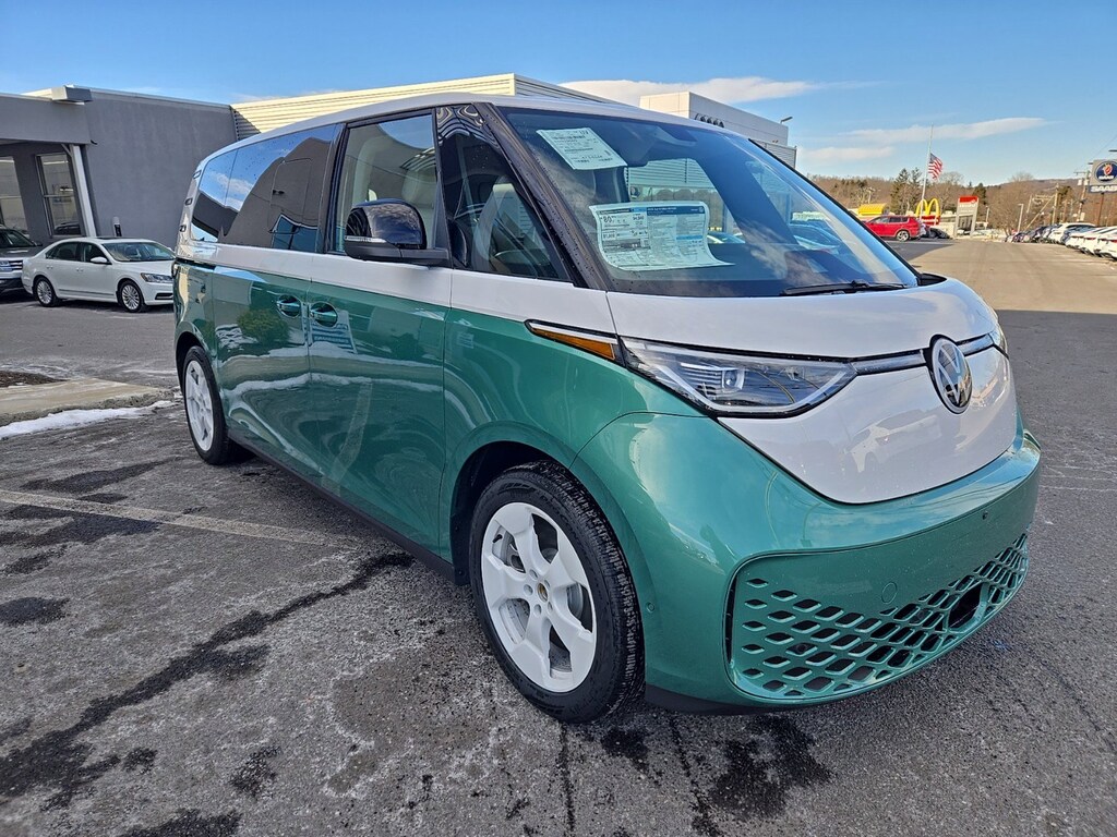 New 2025 Volkswagen ID. Buzz 1st Edition 1st Edition 4MOTION w/Two-Tone