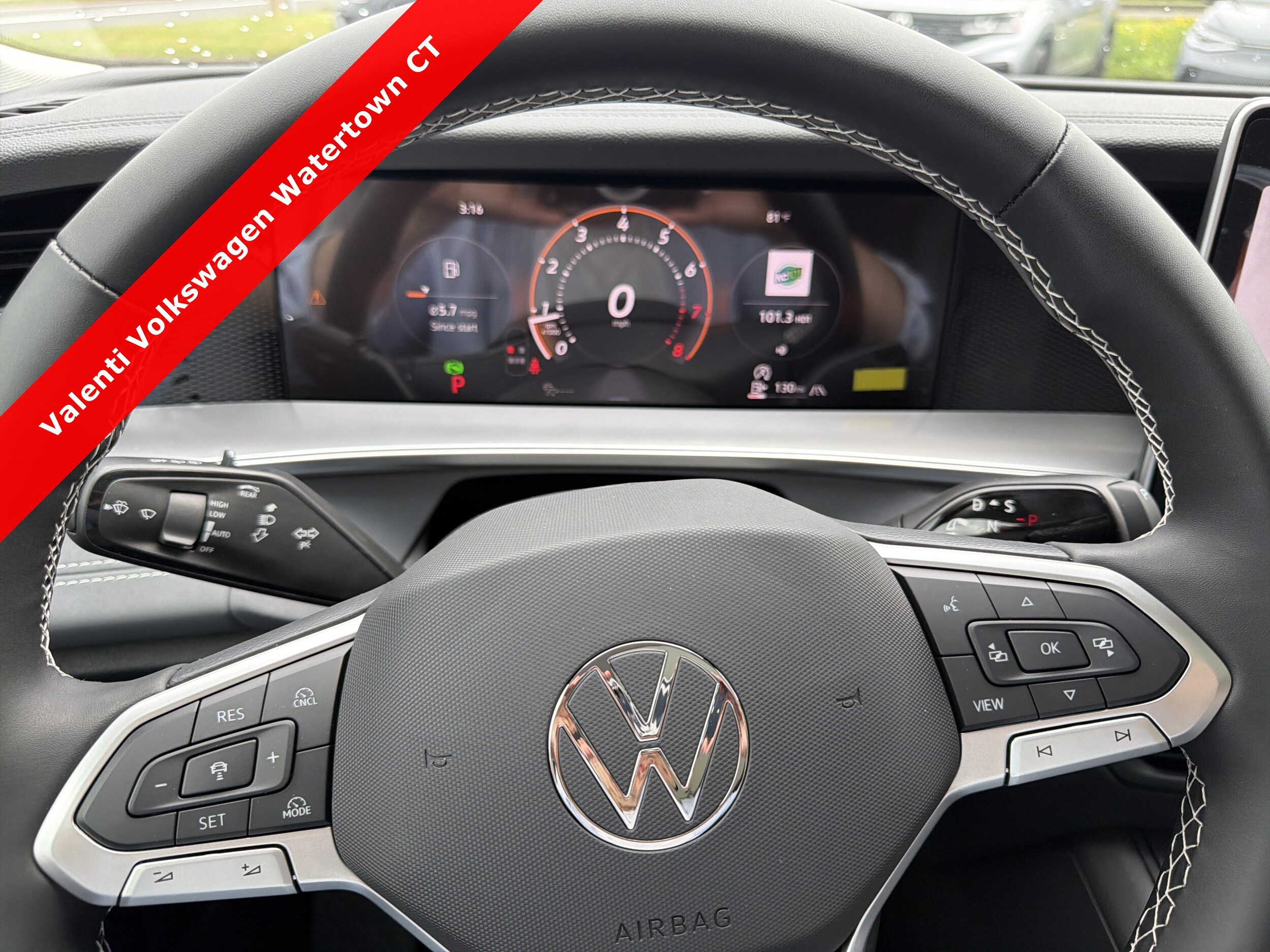 2026 Volkswagen Tiguan SE - Photo 15