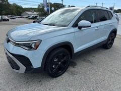 2025 Volkswagen Taos 1.5T SEL SUV