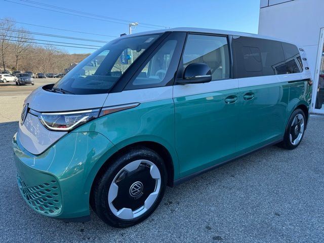 2025 Volkswagen ID. Buzz PRO S PLus's photo